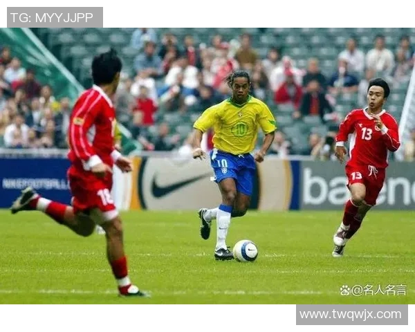 世界足球明星的过人技巧揭秘与精彩瞬间回顾